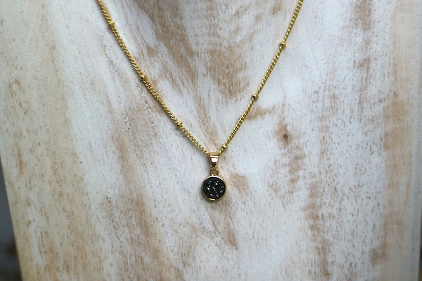 Load image into Gallery viewer, Black druzy quartz gold necklace
