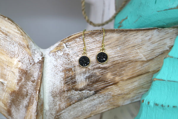 Load image into Gallery viewer, Black druzy quartz gold earrings
