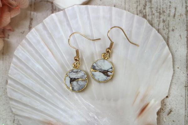 Load image into Gallery viewer, White howlite gemstone gold earrings
