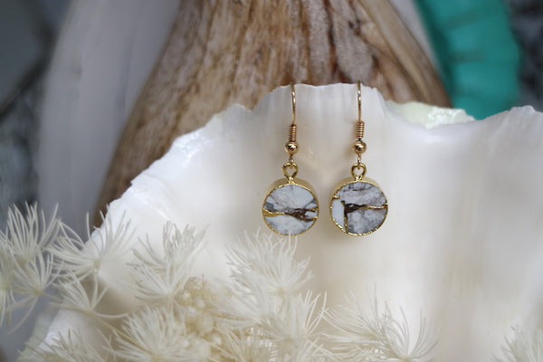 Load image into Gallery viewer, White howlite gemstone gold earrings
