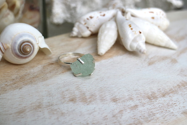 Sterling silver aquamarine raw gemstone claw ring