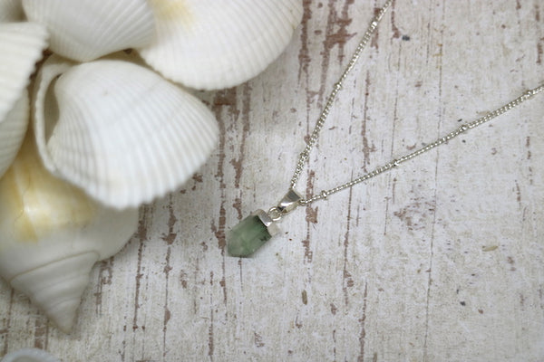 Load image into Gallery viewer, Fluorite crystal point silver necklace
