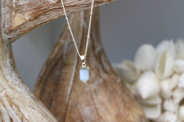 Load image into Gallery viewer, Opalite point silver necklace
