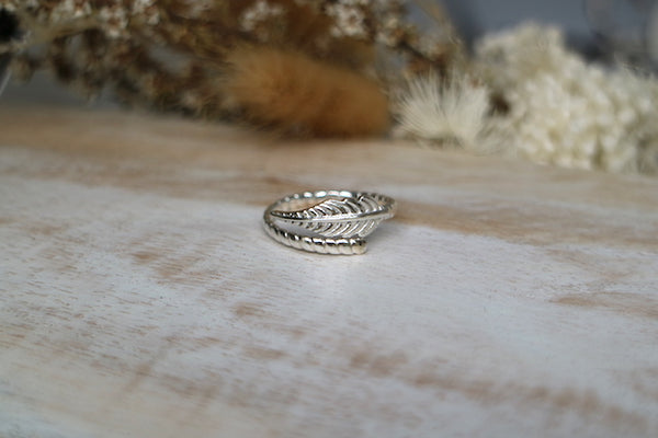 Load image into Gallery viewer, 925 sterling silver bohemian feather ring
