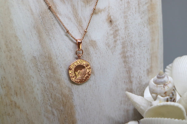 Load image into Gallery viewer, Rose gold shell coin pendant necklace
