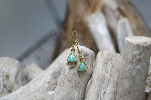 Load image into Gallery viewer, Aqua blue opal triangle gold earrings
