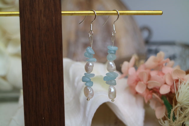 Fresh water pearls and aquamarine silver earrings