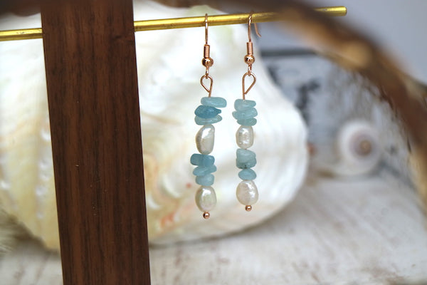 Load image into Gallery viewer, Fresh water pearls and aquamarine rose gold earrings
