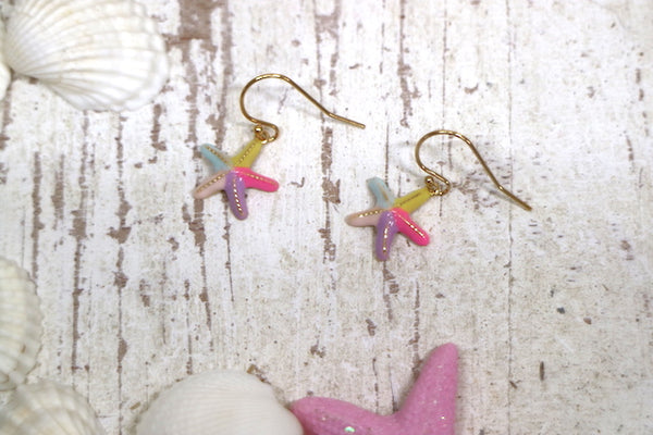 Load image into Gallery viewer, Children&#39;s rainbow starfish gold earrings

